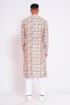 Shop_studio error_White Cotton Silk Printed Wavey Scribble Straight Kurta _at_Aza_Fashions