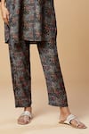 Spring Break_Black Blended Silk Printed Abstract Collared Paisley Kurta And Pant Set _Online_at_Aza_Fashions