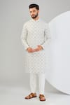 Buy_Kasbah_Ivory Silk Embroidered Chikankari Geometrical Floral Straight Kurta _at_Aza_Fashions