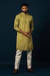 Buy_YOSEBA_Green Kurta Bam Silk Textured Pintuck Verdent Detail With Pyjama _at_Aza_Fashions