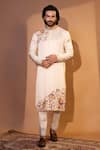 Buy_YOSEBA_Ivory Kurta Linen Satin Embroidered Thread Magical Mesh And Pant Set _at_Aza_Fashions