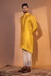 YOSEBA_Yellow Kurta Bam Silk Embroidered Thread Peeli Palak Linear And Pant Set _Online_at_Aza_Fashions