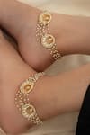 Buy_Do Taara_Gold Plated Kundan Half Moon Pearl Anklets-Set of 2 _at_Aza_Fashions