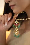Shop_Do Taara_Green Kundan And Natural Stone Embellished Necklace _Online_at_Aza_Fashions