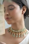 Buy_Do Taara_Green Kundan And Natural Stone Embellished Necklace _Online_at_Aza_Fashions