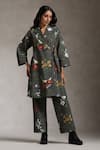 Buy_Raiman_Grey Cotton Printed Floral Notched Lapel The Dreamweaver Tunic With Pant _at_Aza_Fashions