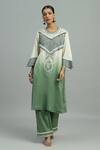 Siyona by Ankurita_Green Pure Chanderi Embroidery Sequin Round Neck Panna Gul Jaal Kurta Pant Set _Online_at_Aza_Fashions