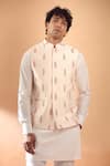 Buy_Spring Break_Pink Jacket Cotton Silk Embroidered Leaf Bundi And Kurta Set _Online_at_Aza_Fashions