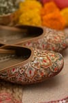 Buy_Coral Haze_Ivory Mandala Heer Print Juttis _Online_at_Aza_Fashions