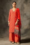 Buy_Saundh_Red Kurta And Pant Natural Crepe Printed Geometric Notched Sila Set _at_Aza_Fashions