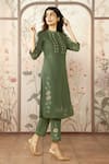 Buy_KAVERI_Green 100% Linen Hand Print Mosaic Floral Round Kurta Set _Online_at_Aza_Fashions