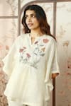 Buy_KAVERI_Off White Linen Stained Glass Croissant Applique Kaftan Top With Pant _Online