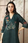 KAVERI_Green Linen Embroidered Silk Thread V-neck Stained Glass Fly Free Tunic Pant Set _at_Aza_Fashions