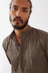 Son Of A Noble Snob_Grey Cotton, Linen Mateo Pintucked Kurta With Trouser _at_Aza_Fashions