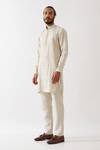 Son Of A Noble Snob_Ivory Linen Piping Mateo Pintucked Texture Kurta With Trouser _at_Aza_Fashions