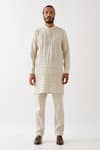 Buy_Son Of A Noble Snob_Ivory Linen Embroidery Logan Pintuck And Pleated Kurta With Trouser _at_Aza_Fashions