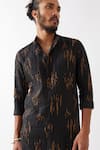 Buy_Son Of A Noble Snob_Black Linen Carson Meteor Kurta With Trousers 