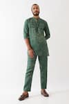 Buy_Son Of A Noble Snob_Green Linen Embroidery Jasper Network Printed Kurta With Pant _at_Aza_Fashions