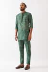 Son Of A Noble Snob_Green Linen Embroidery Jasper Network Printed Kurta With Pant _at_Aza_Fashions