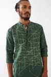 Buy_Son Of A Noble Snob_Green Linen Embroidery Jasper Network Printed Kurta With Pant 