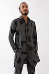 Son Of A Noble Snob_Black Linen Embroidery Jounah Blocks Printed Kurta With Pant _at_Aza_Fashions