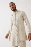 Son Of A Noble Snob_Ivory 100% Linen Printed Houndstooth Bundi Kurta Set _at_Aza_Fashions