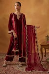 Buy_Bhawna Sethi_Maroon Kurta And Pant Silk Velvet Embroidered Zardozi Keyhole Nur Jahan Set _at_Aza_Fashions