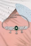 Buy_Sangeeta Boochra_Green Emerald Stone Majestic Glow Embellished Choker _at_Aza_Fashions