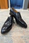 Buy_FELLMONGER_Black Textured Croco Derby Shoes _at_Aza_Fashions