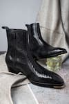 Buy_FELLMONGER_Black Printed Leather Snake Boots _at_Aza_Fashions