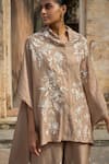 Buy_Dash and Dot_Beige 65% Ryon Embroidered Thread Shawl Collar Cape Top 