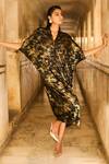 Buy_Dash and Dot_Black 96% Polyester Print Foil V-neck Cowl Kaftan 