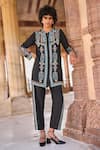 Buy_Dash and Dot_Black 100% Viscose Embroidery Zari Thread Band Collar Shirt Tunic And Pant Set 