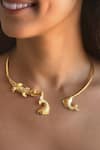 Buy_MAALICIOUS JEWELRY_Gold Plated Alligator Catching Fish Choker _at_Aza_Fashions