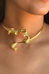 MAALICIOUS JEWELRY_Gold Plated Alligator Catching Fish Choker _Online_at_Aza_Fashions