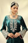 Buy_SHIVANI SABHARWAL_Emerald Green Kurta Silk Velvet Embroidered Zari Round Sequin Salwar Set 