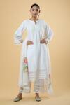 Buy_Samyukta Singhania_White Cotton Embellished Scallop Lace Notched Garima Kurta Set 