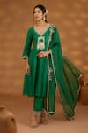 Buy_Isha Gupta Tayal_Green Kurta And Pant Silk Embroidery Zardozi V Neck Set _at_Aza_Fashions