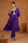 Buy_Isha Gupta Tayal_Purple Kurta And Pant Silk Embroidery Zardozi V Neck Architectural Set _at_Aza_Fashions