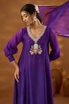 Buy_Isha Gupta Tayal_Purple Kurta And Pant Silk Embroidery Zardozi V Neck Architectural Set _Online_at_Aza_Fashions