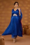 Buy_Isha Gupta Tayal_Blue Kurta Chiffon Satin Plain V Neck Draped And Pant Set _at_Aza_Fashions