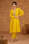 Isha Gupta Tayal_Yellow Kurta And Pant Silk Embroidery Zardozi V Neck Peacock Placement Set _Online_at_Aza_Fashions