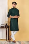 Buy_Aham-Vayam_Green Cotton Embroidery Thread Aham Kurta Set _at_Aza_Fashions