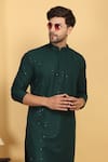 Buy_Aham-Vayam_Green Cotton Embroidery Thread Aham Kurta Set 