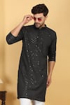 Buy_Aham-Vayam_Black Cotton Embroidery Thread Harshit Florin Quad Jaal Kurta With Pant 