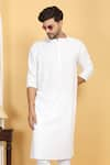 Buy_Aham-Vayam_White Cotton Embroidery Thread Ditsy Jaal Kurta With Pant 