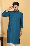 Buy_Aham-Vayam_Blue Cotton Embroidery Thread Aham Ditsy Bloom Jaal Kurta With Pant 