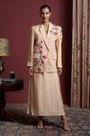 Buy_Akutee_Pink Handwoven Chanderi Tissue Handpainted Floral Nidhi Blazer With Dress _at_Aza_Fashions