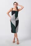 Buy_House of Varada_Green Crepe Print Dimension Square Neck Bodycon Midi Dress _at_Aza_Fashions