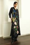 Buy_OFRIDA_Black Cotton Silk Blend Print Botanical V-neck Psyflora Etro Kurta _at_Aza_Fashions